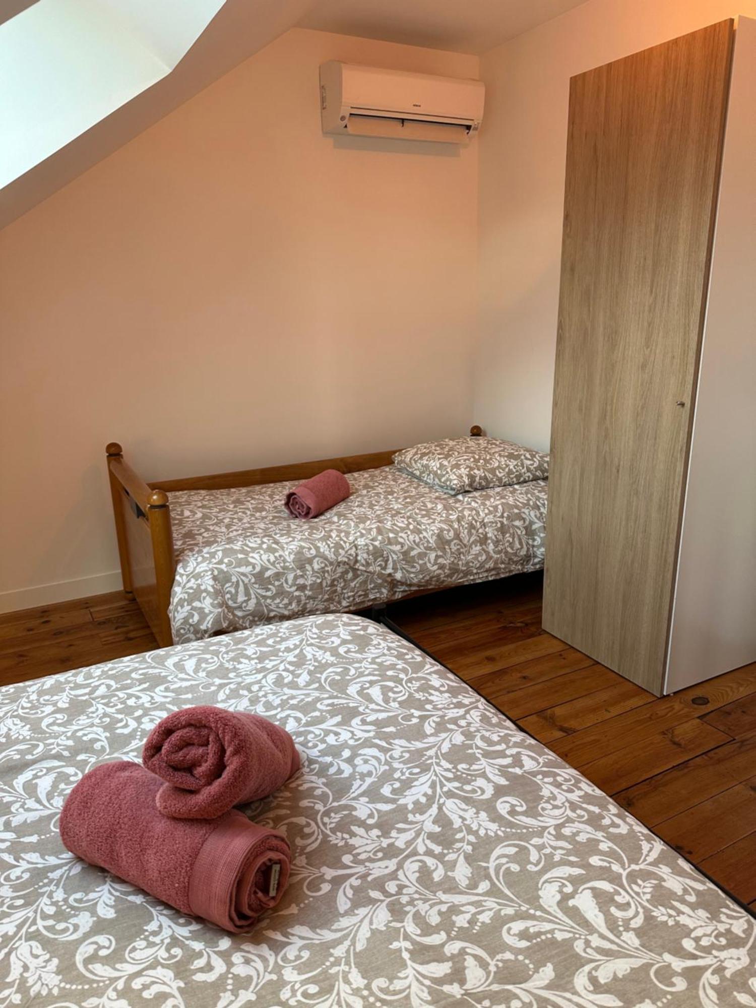 Maison Nombreux Couchages, 13 Lits, 3 Sdb, Exterieur ブールジュ エクステリア 写真
