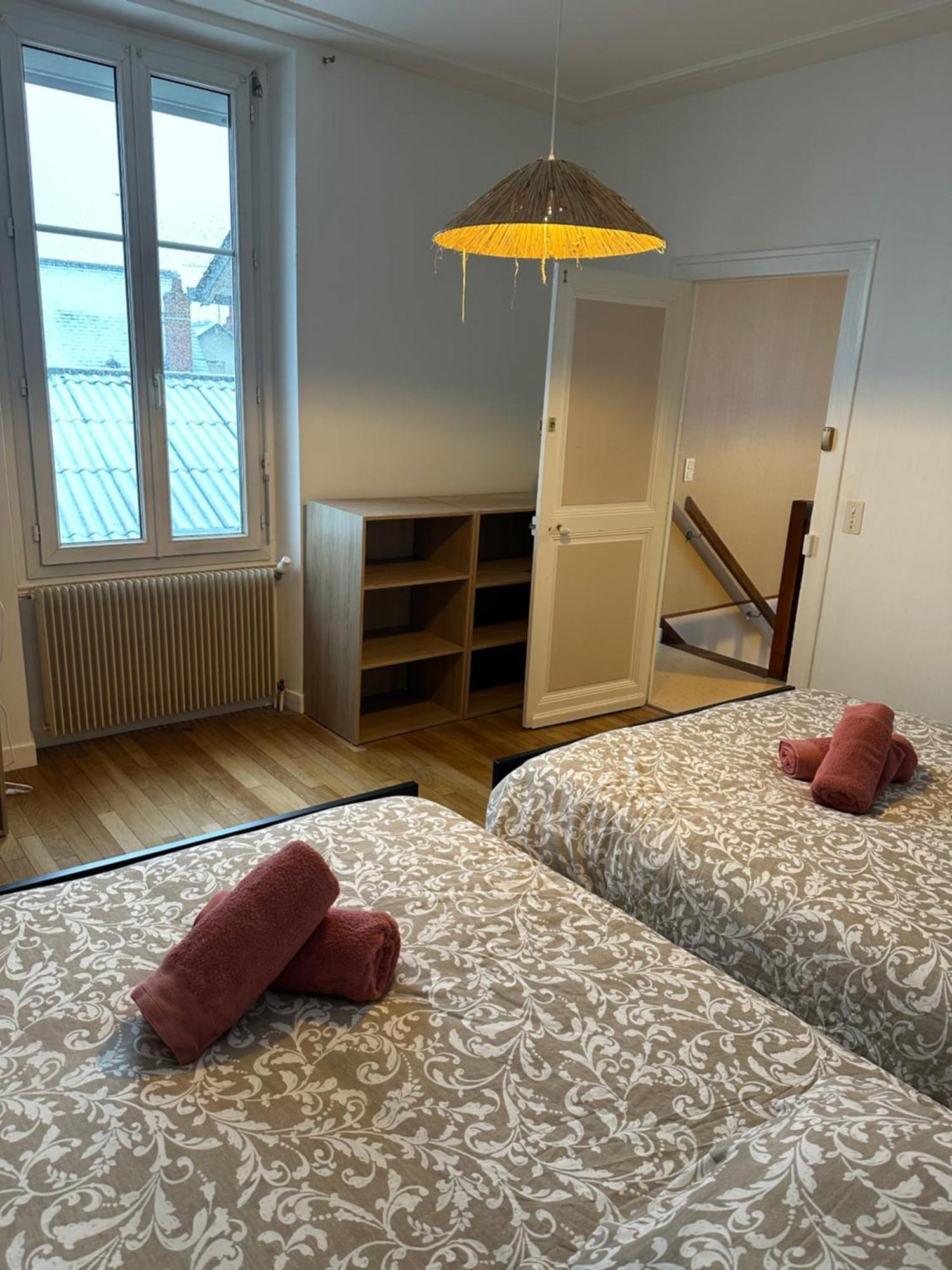 Maison Nombreux Couchages, 13 Lits, 3 Sdb, Exterieur ブールジュ エクステリア 写真