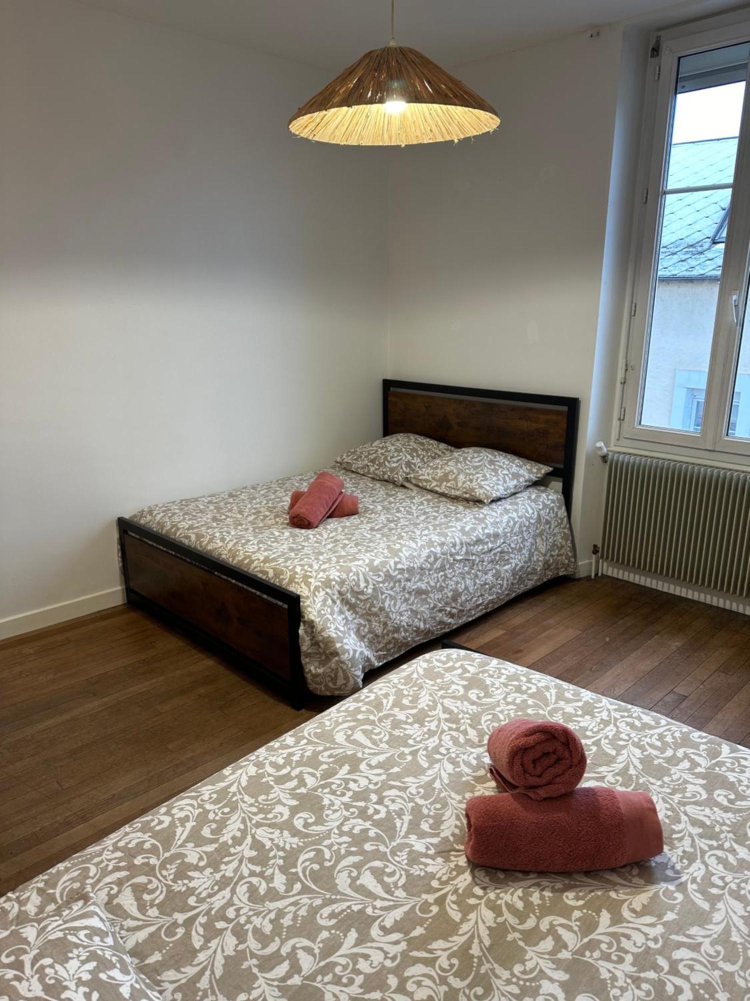 Maison Nombreux Couchages, 13 Lits, 3 Sdb, Exterieur ブールジュ エクステリア 写真