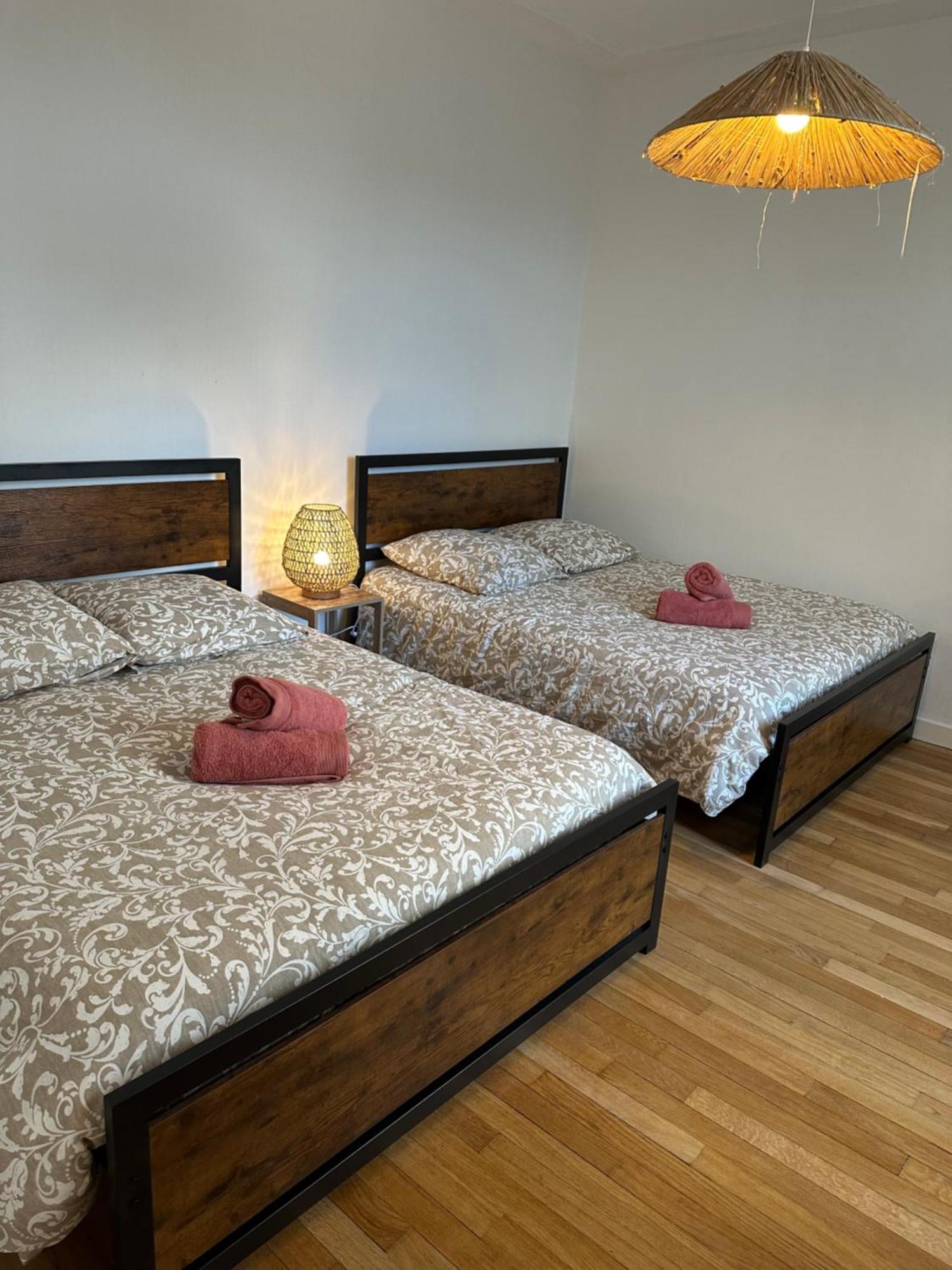 Maison Nombreux Couchages, 13 Lits, 3 Sdb, Exterieur ブールジュ エクステリア 写真